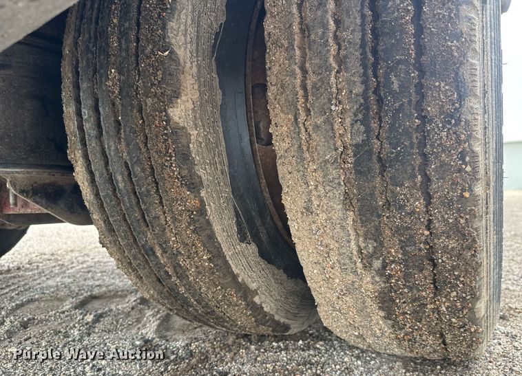 image for item DY0431 2008 Trail King TK80ACS drop deck trailer