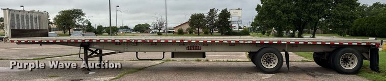 image for item DY0437 2006 Chaparral flatbed trailer