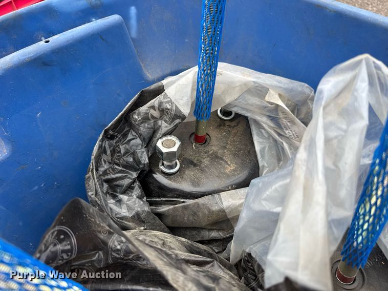 image for item DY0437 2006 Chaparral flatbed trailer