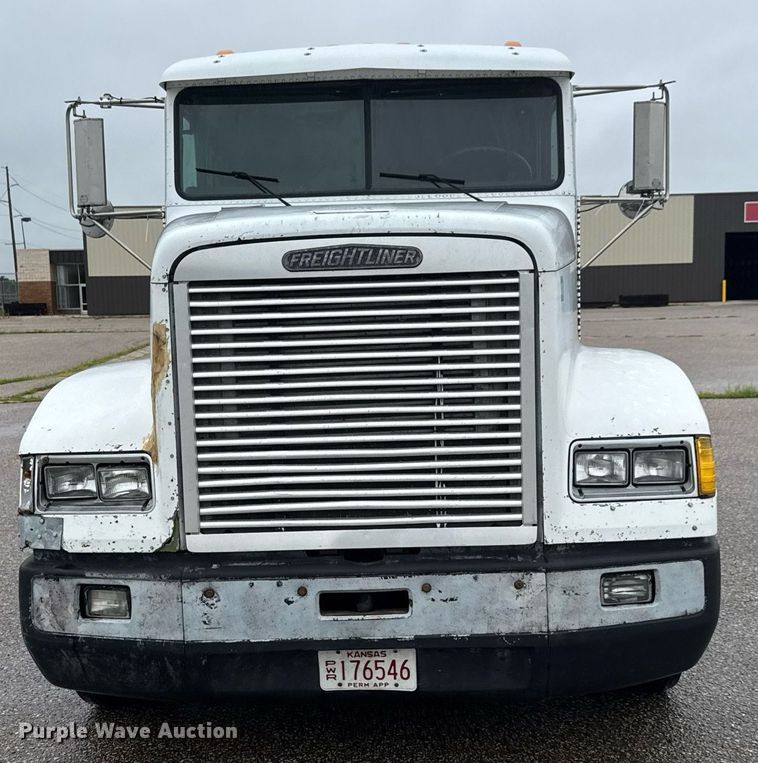 CAMIóN CAMAROTE 1995 FREIGHTLINER
