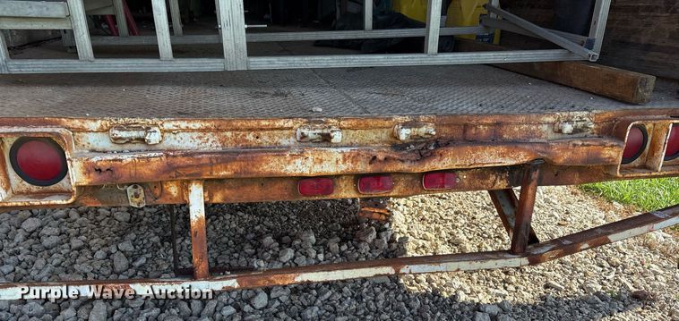 image for item DY0734 1988 Great Dane 7311TDSAL 53 dry van office trailer