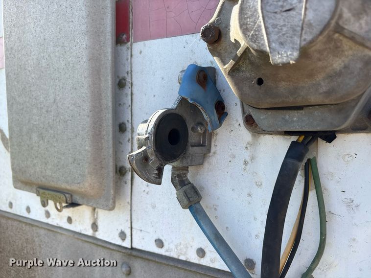 image for item DY0734 1988 Great Dane 7311TDSAL 53 dry van office trailer