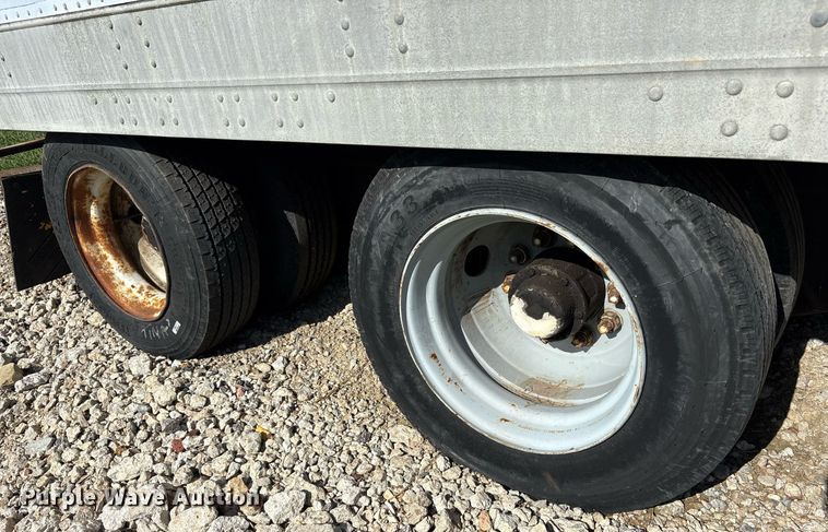 image for item DY0734 1988 Great Dane 7311TDSAL 53 dry van office trailer