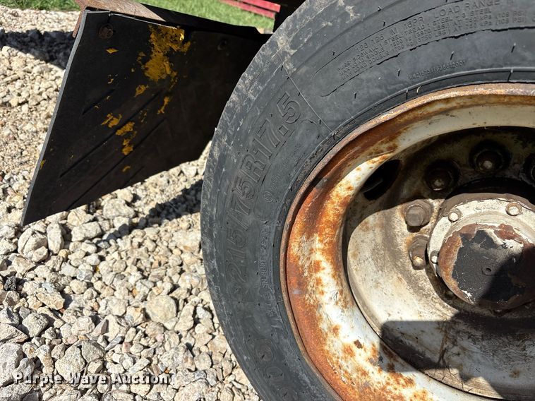 image for item DY0734 1988 Great Dane 7311TDSAL 53 dry van office trailer