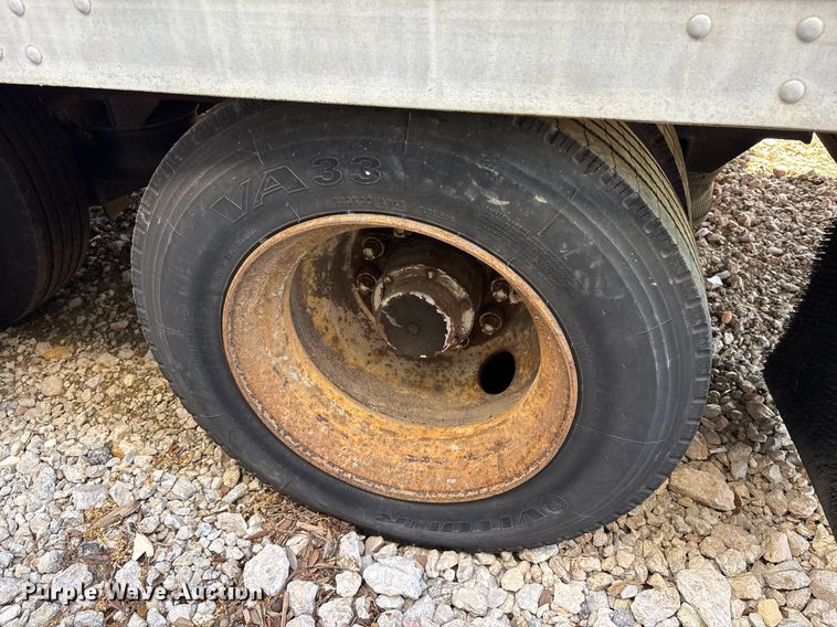 image for item DY0734 1988 Great Dane 7311TDSAL 53 dry van office trailer