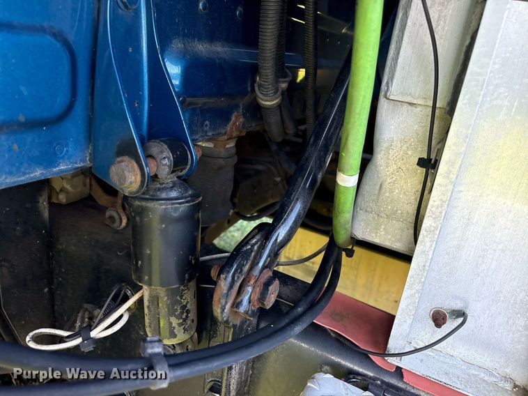 image for item DY0754 2009 Freightliner Cascadia semi truck