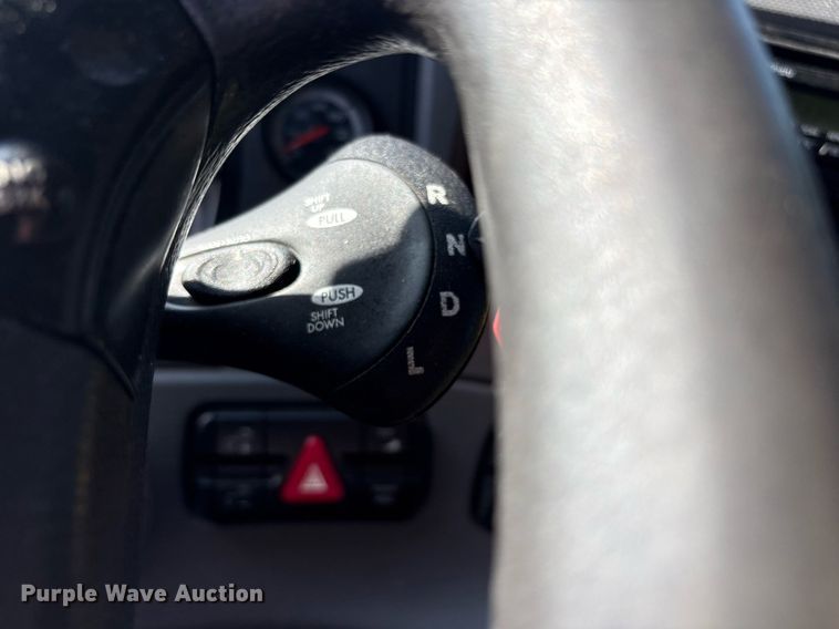 image for item DY0754 2009 Freightliner Cascadia semi truck