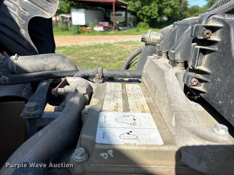 image for item DY0754 2009 Freightliner Cascadia semi truck