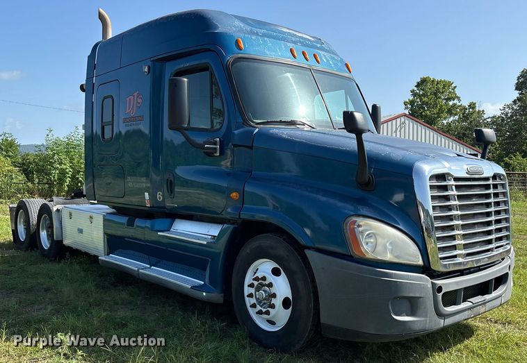 CAMIóN CAMAROTE 2009 FREIGHTLINER