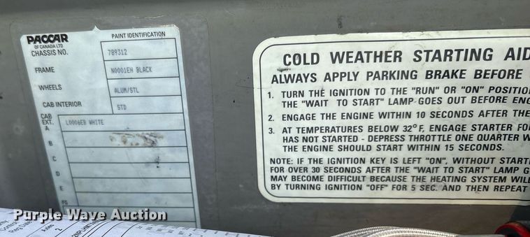 image for item DY0804 2009 Peterbilt 335 utility / service truck