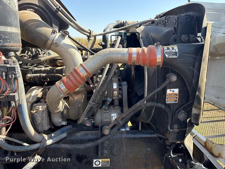 image for item DY0804 2009 Peterbilt 335 utility / service truck