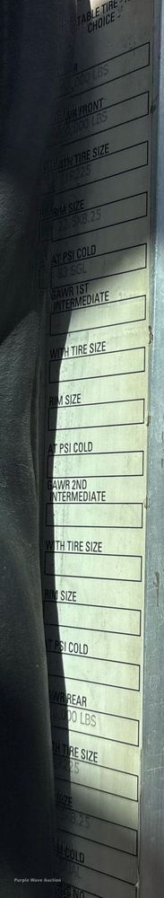 image for item DY0804 2009 Peterbilt 335 utility / service truck