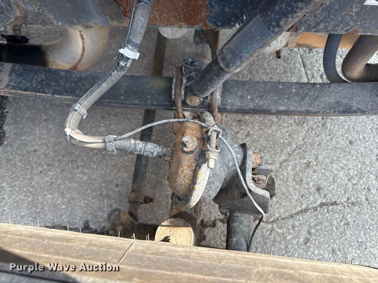 image for item DZ1486 2004 Peterbilt 387 semi truck