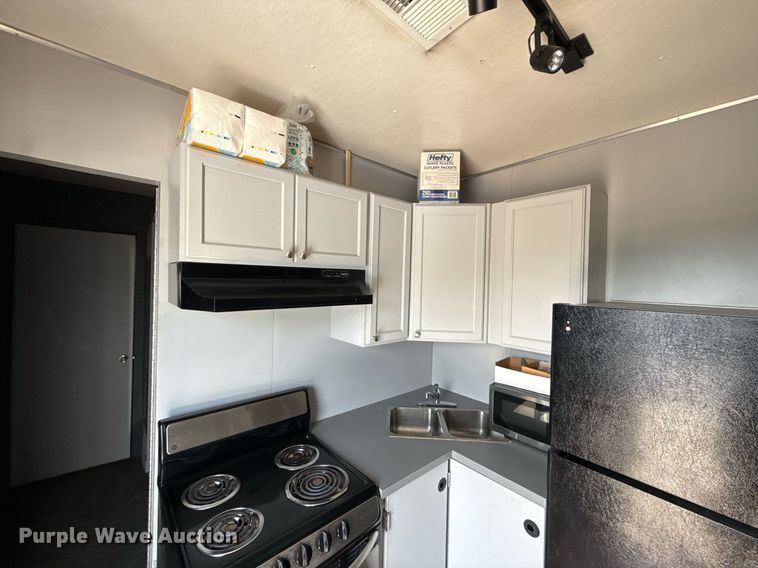 image for item DZ1487 1996 Kentucky  disaster response trailer