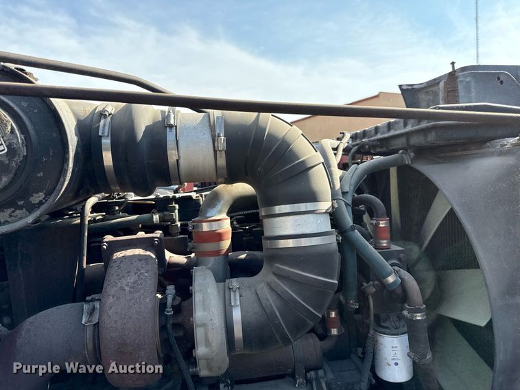 image for item DZ1488 1989 Peterbilt 377 semi truck