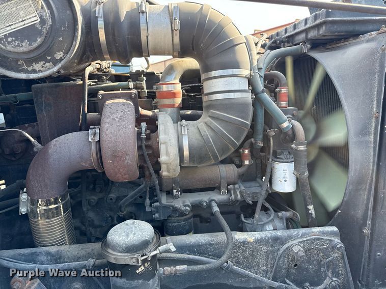 image for item DZ1488 1989 Peterbilt 377 semi truck