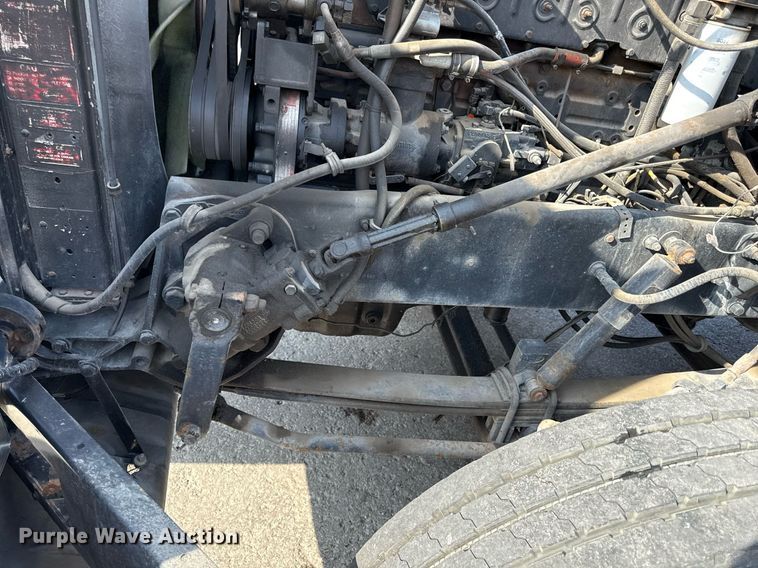 image for item DZ1488 1989 Peterbilt 377 semi truck