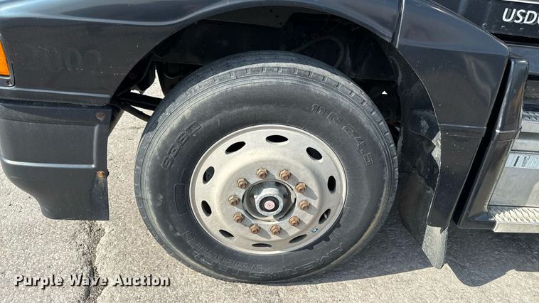 image for item DZ1488 1989 Peterbilt 377 semi truck