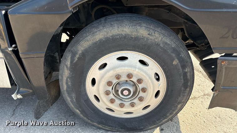 image for item DZ1488 1989 Peterbilt 377 semi truck