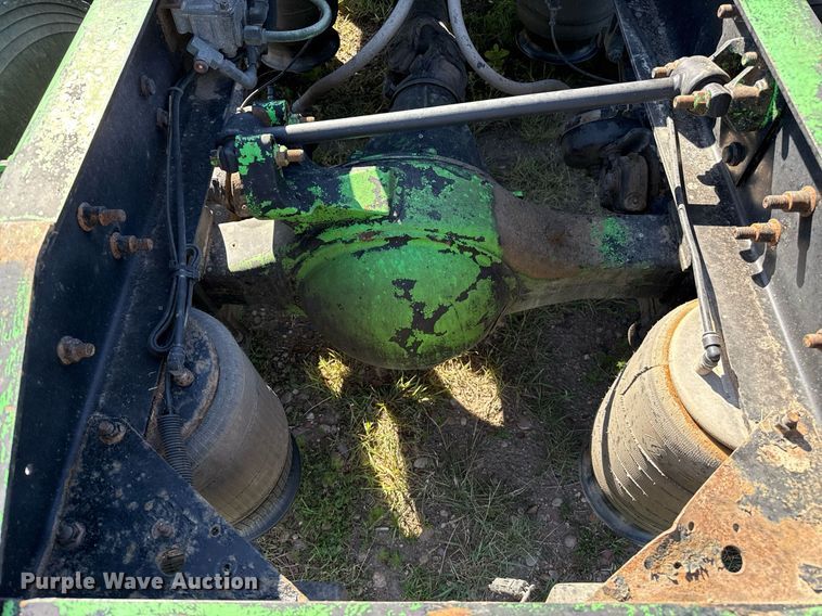 image for item DZ8628 2005 International 9400i semi truck