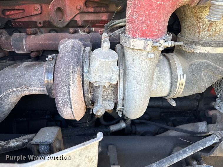 image for item DZ8628 2005 International 9400i semi truck