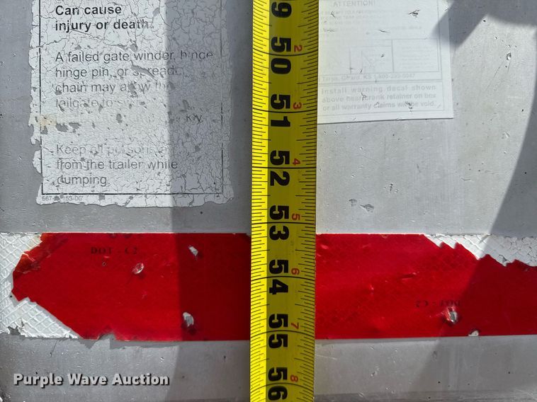 image for item DZ8746 2005 East end dump trailer