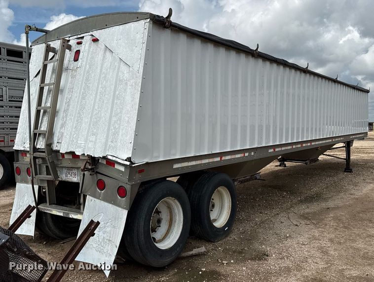 image for item DZ8747 2003 Jet grain trailer