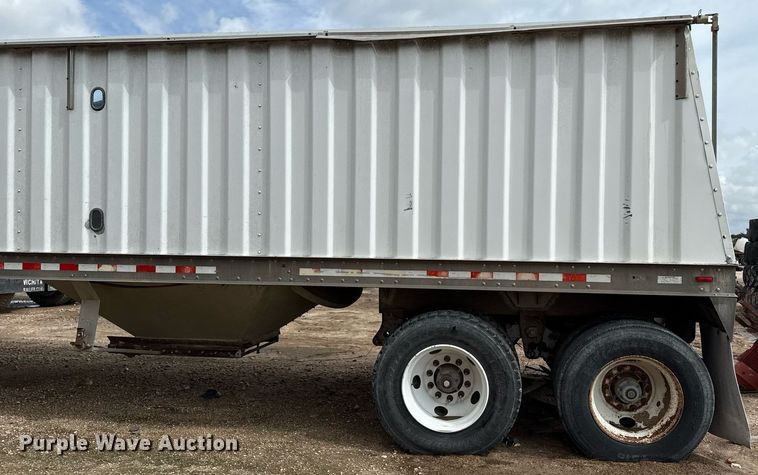 image for item DZ8747 2003 Jet grain trailer