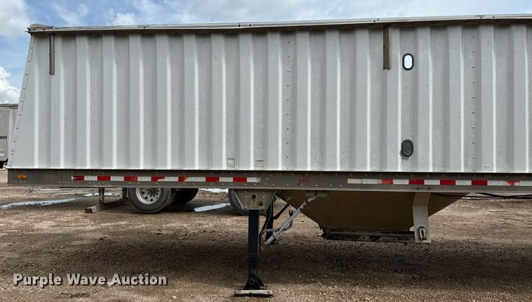 image for item DZ8747 2003 Jet grain trailer