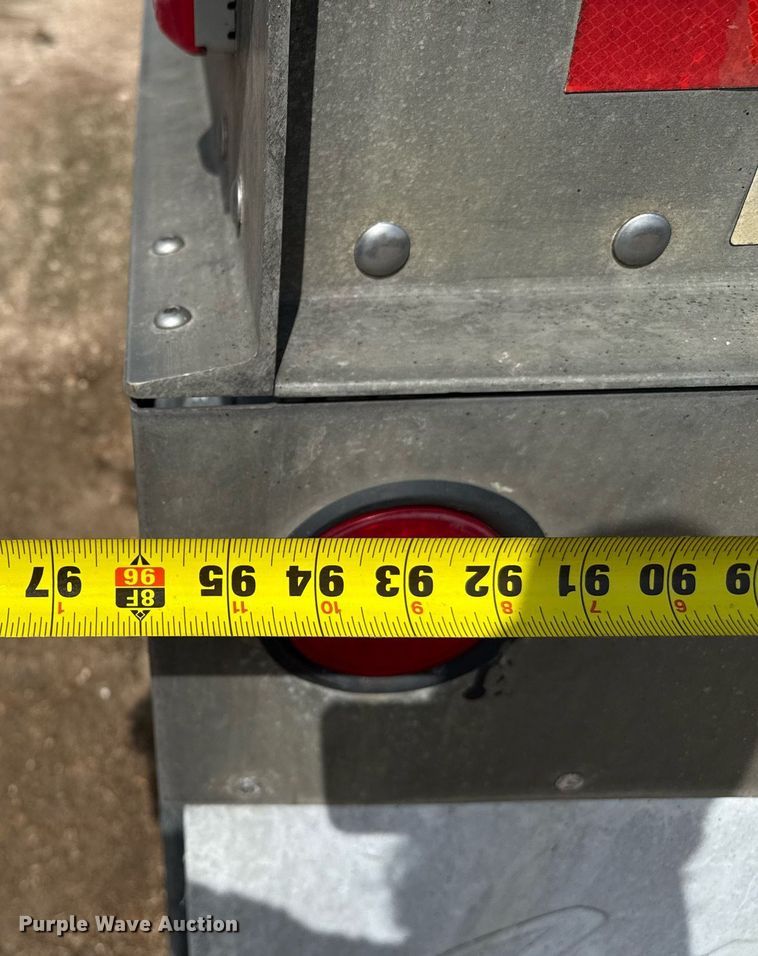 image for item DZ8747 2003 Jet grain trailer