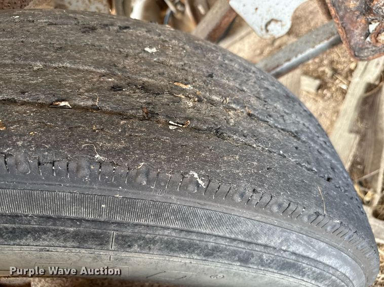 image for item DZ8747 2003 Jet grain trailer