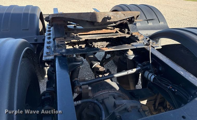 image for item DZ8771 2016 Kenworth T660 semi truck