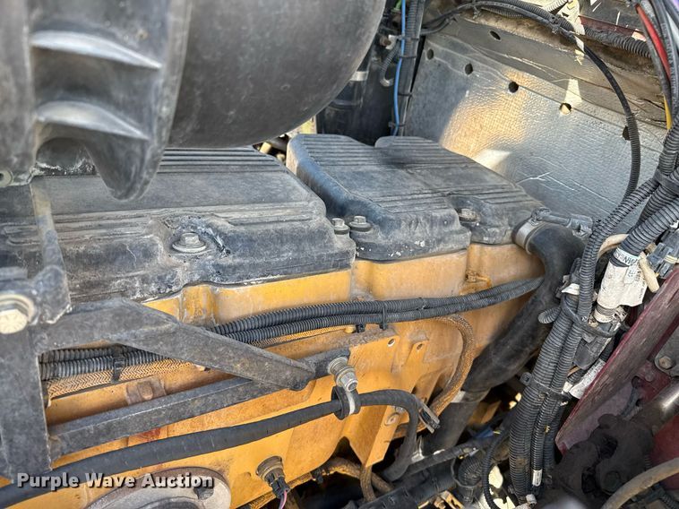 image for item DZ8771 2016 Kenworth T660 semi truck