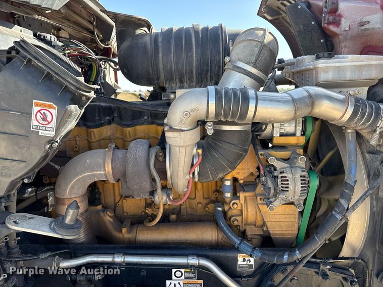 image for item DZ8771 2016 Kenworth T660 semi truck