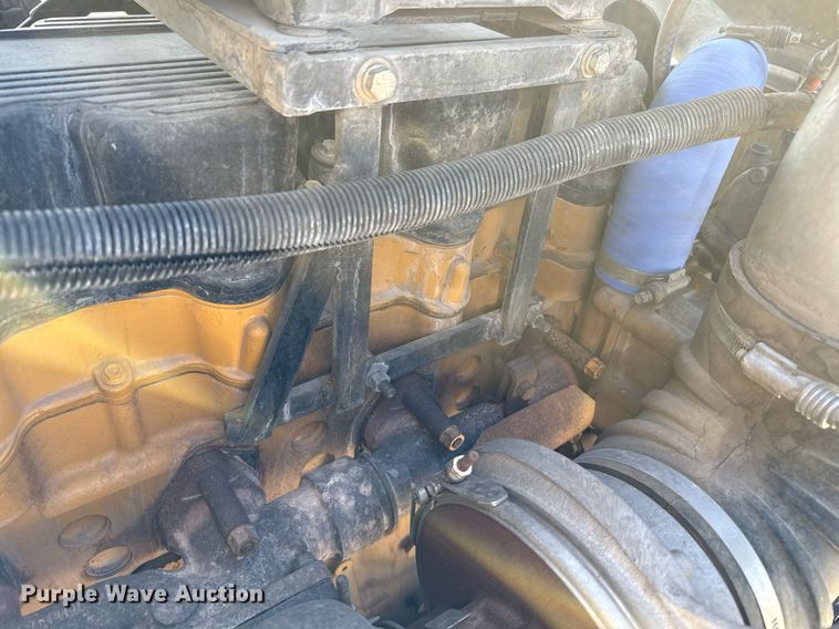 image for item DZ8771 2016 Kenworth T660 semi truck