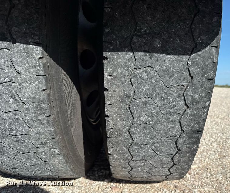 image for item DZ8771 2016 Kenworth T660 semi truck