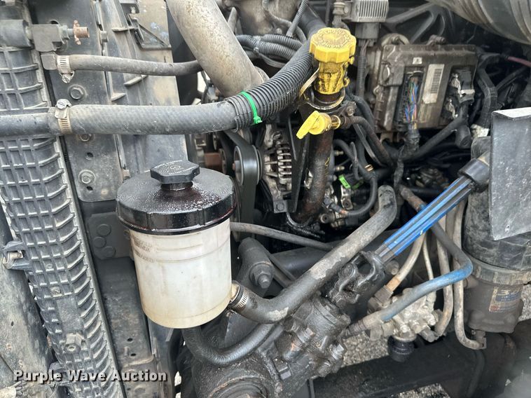 image for item EB2797 2010 International Prostar truck cab and chassis