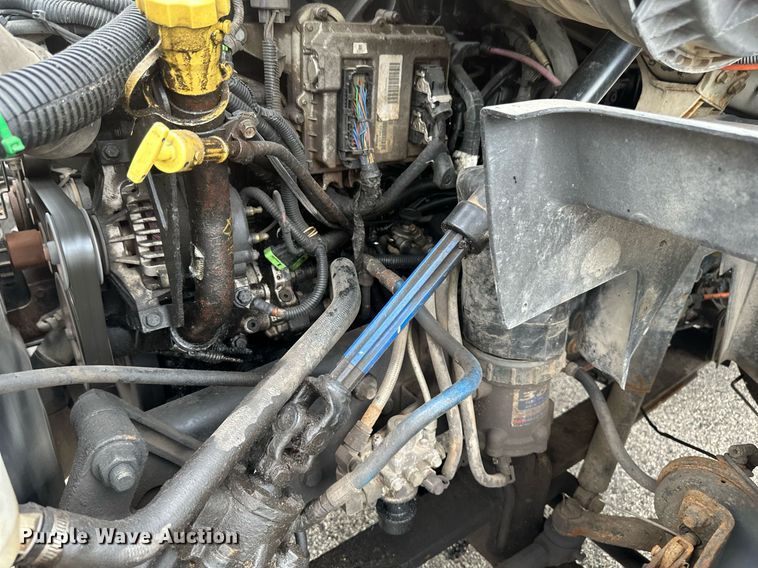 image for item EB2797 2010 International Prostar truck cab and chassis