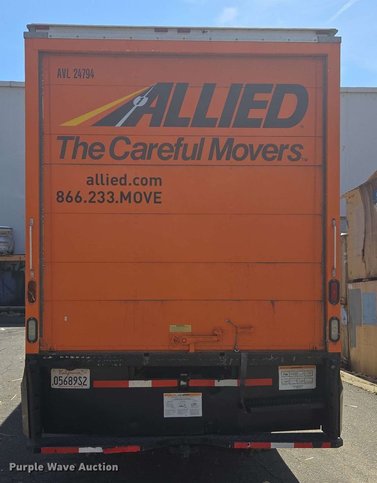 image for item EC0979 2012 International 4300  box truck