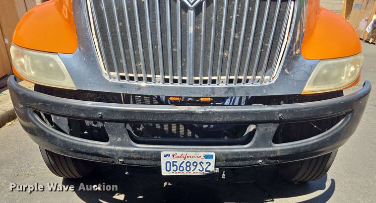 image for item EC0979 2012 International 4300  box truck