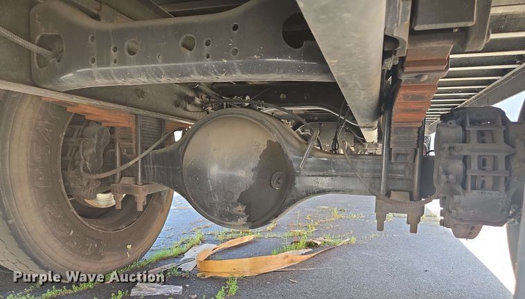 image for item EC0979 2012 International 4300  box truck