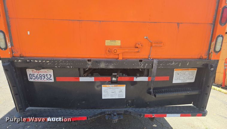 image for item EC0979 2012 International 4300  box truck