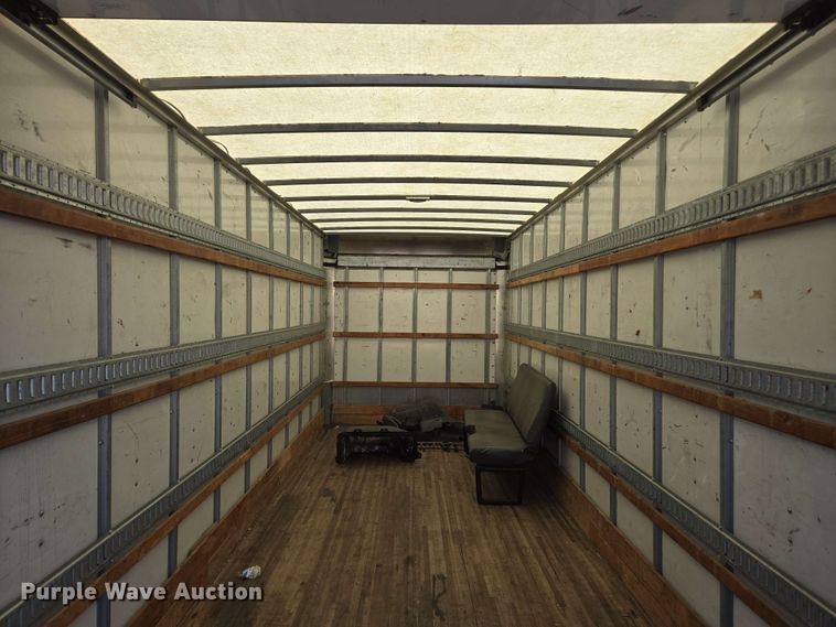 image for item EC0979 2012 International 4300  box truck