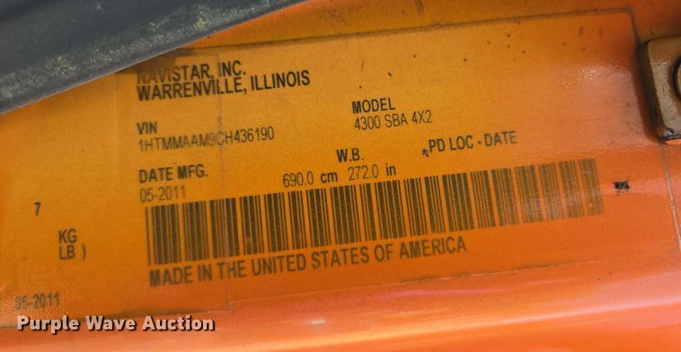 image for item EC0979 2012 International 4300  box truck