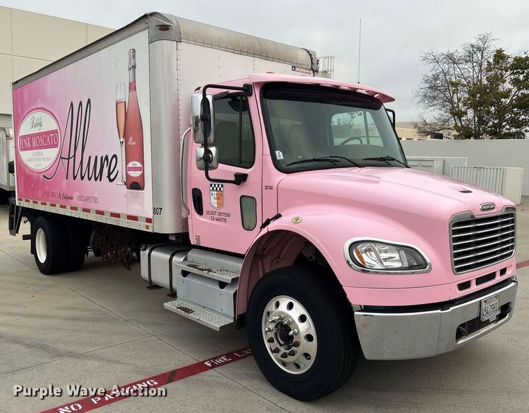 image for item EC1081 2013 Freightliner M2 box truck