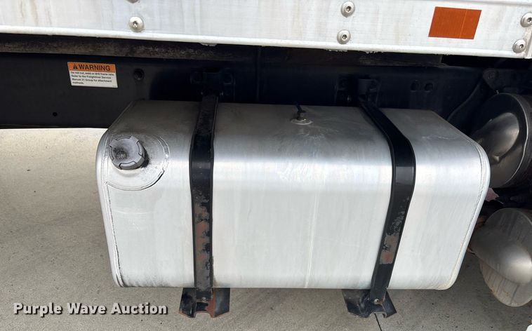 image for item EC1081 2013 Freightliner M2 box truck