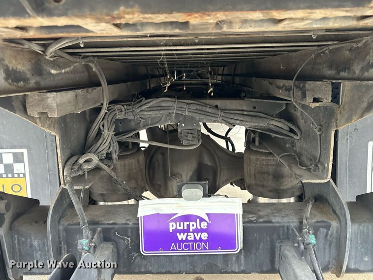 image for item EC1081 2013 Freightliner M2 box truck