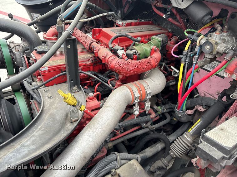 image for item EC1081 2013 Freightliner M2 box truck