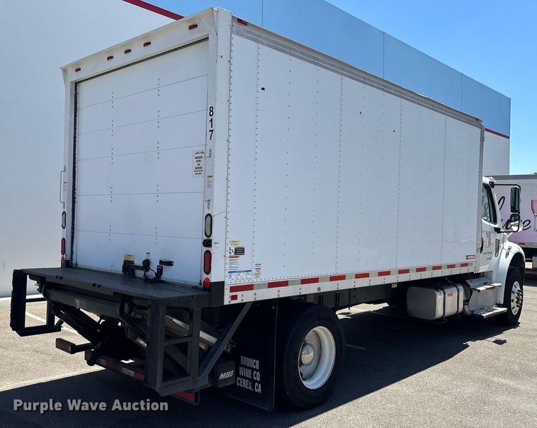 image for item EC1084 2014 Freightliner M2106 box truck