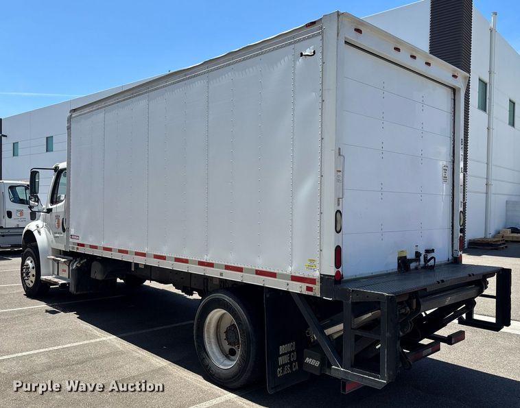 image for item EC1084 2014 Freightliner M2106 box truck
